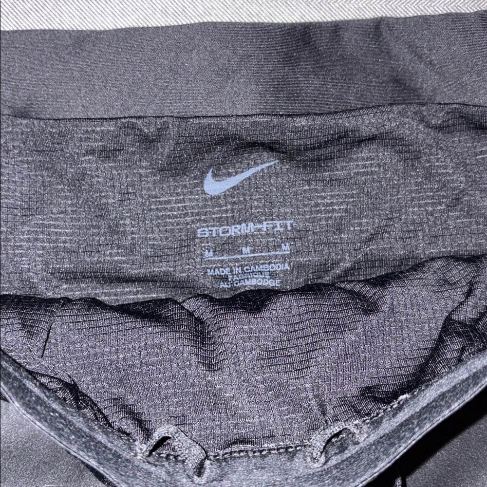 Nike Running Division Black Storm-Fit Running Tights - Picture 2 of 4